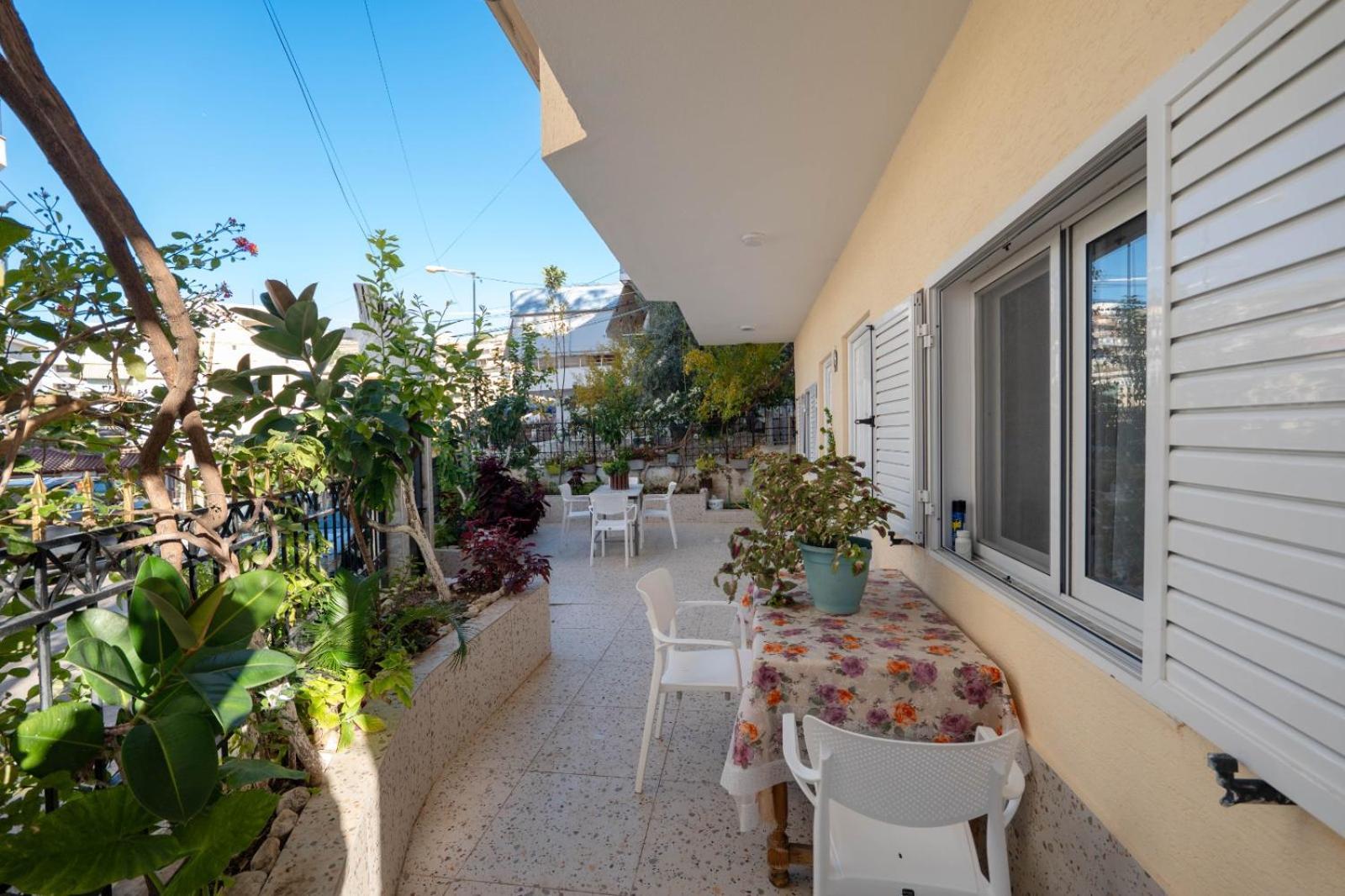 Vila Veli Brothers Sarandë Buitenkant foto